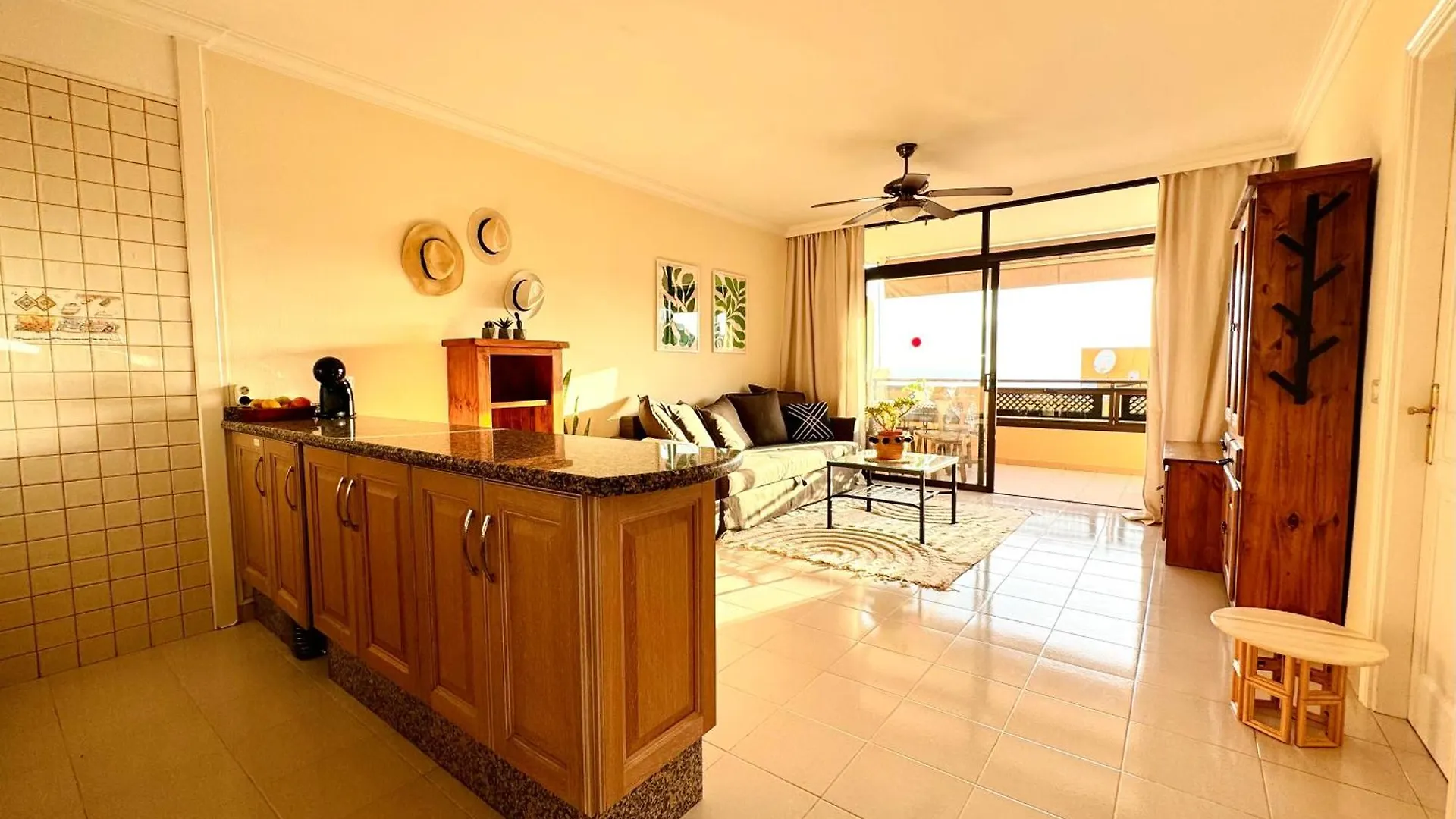 Casa Hugo - Ocean View, Quiet Pool, Fibre Net, Los Gigantes Пуэрто-де-Сантьяго